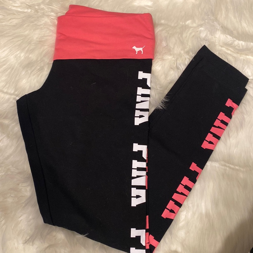 VS yoga pants